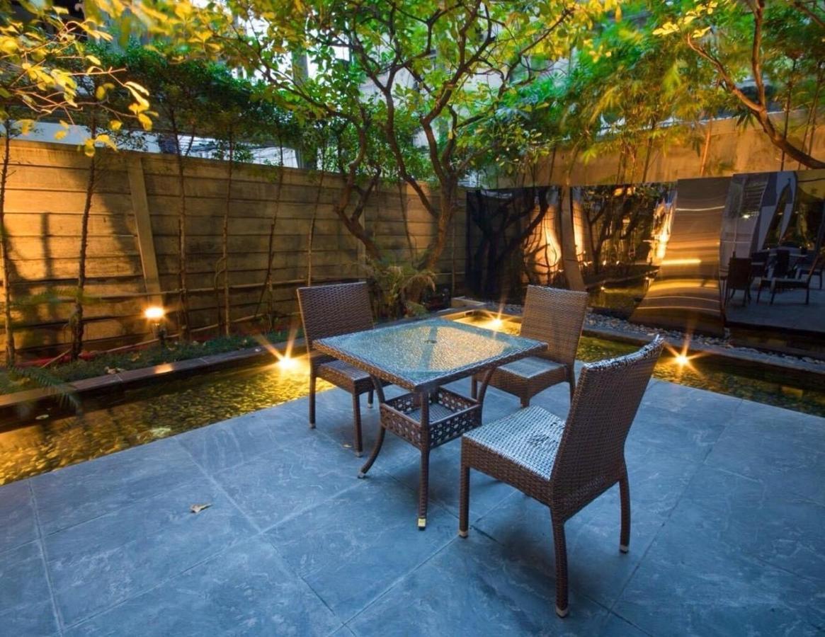 Boonrumpa Accommodation Bangkok Exterior photo