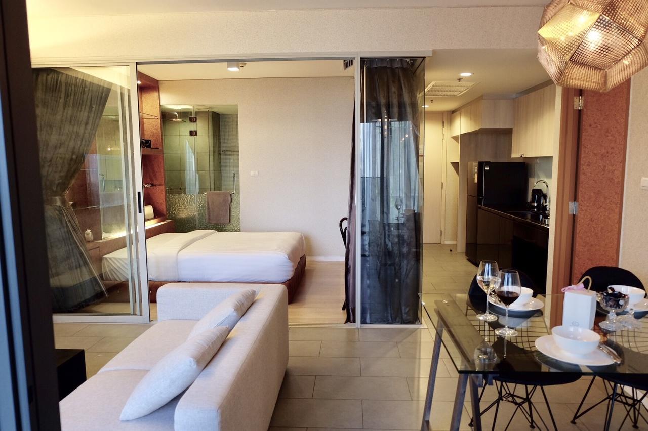 Boonrumpa Accommodation Bangkok Exterior photo