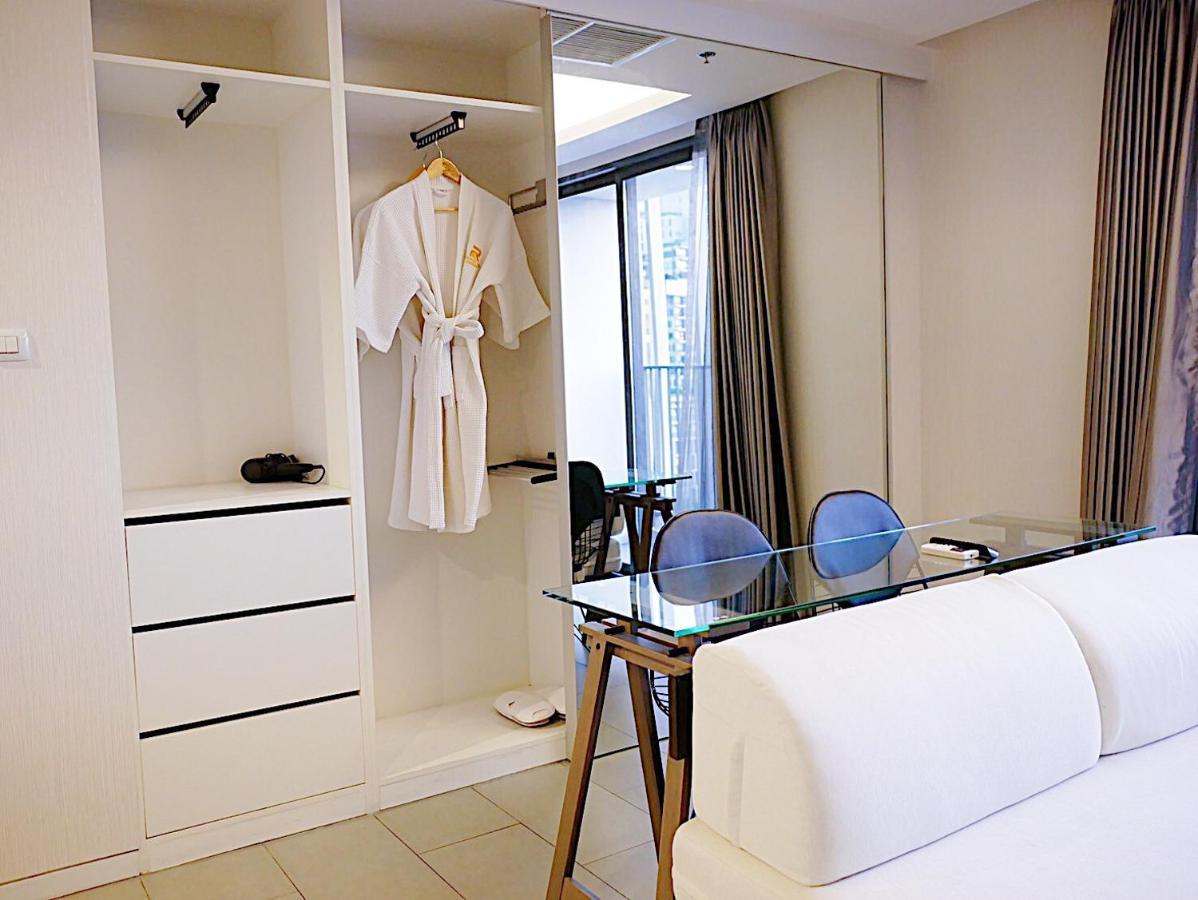 Boonrumpa Accommodation Bangkok Exterior photo